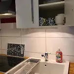 3zimmer-wohnkueche-altbau-90m2-eigener Parkplatz *
