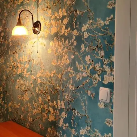 شقة 3zimmer-wohnkueche-altbau-90m2-eigener Parkplatz أوبيرهاوزين